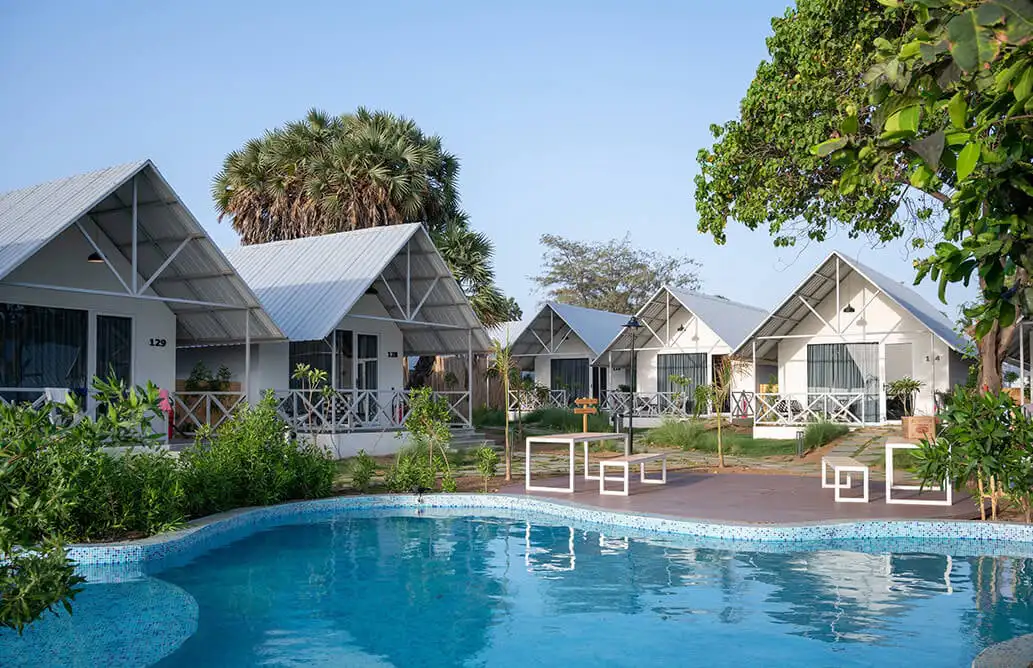 royal-cottage01
